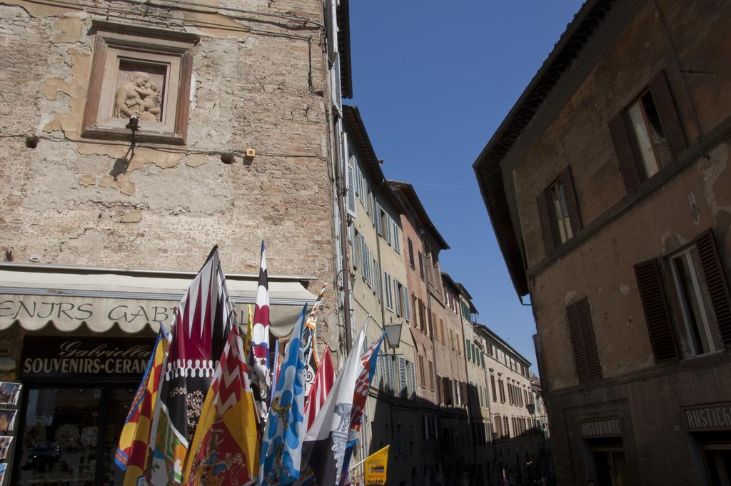 B&B Siena In Centro - Diffuso Habitación foto