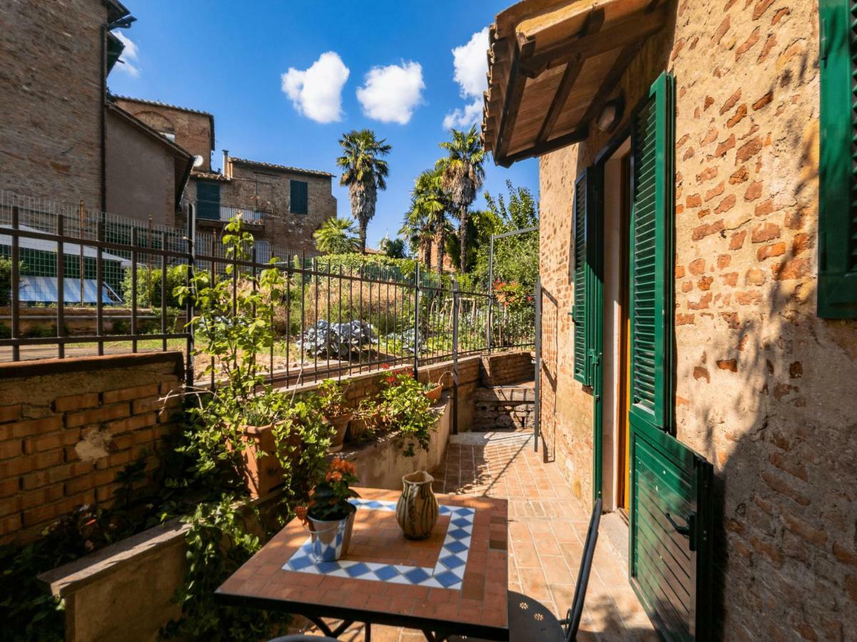 B&B Siena In Centro - Diffuso Exterior foto