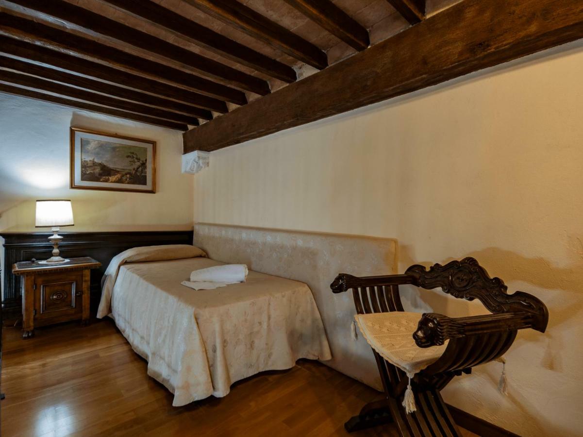 B&B Siena In Centro - Diffuso Exterior foto