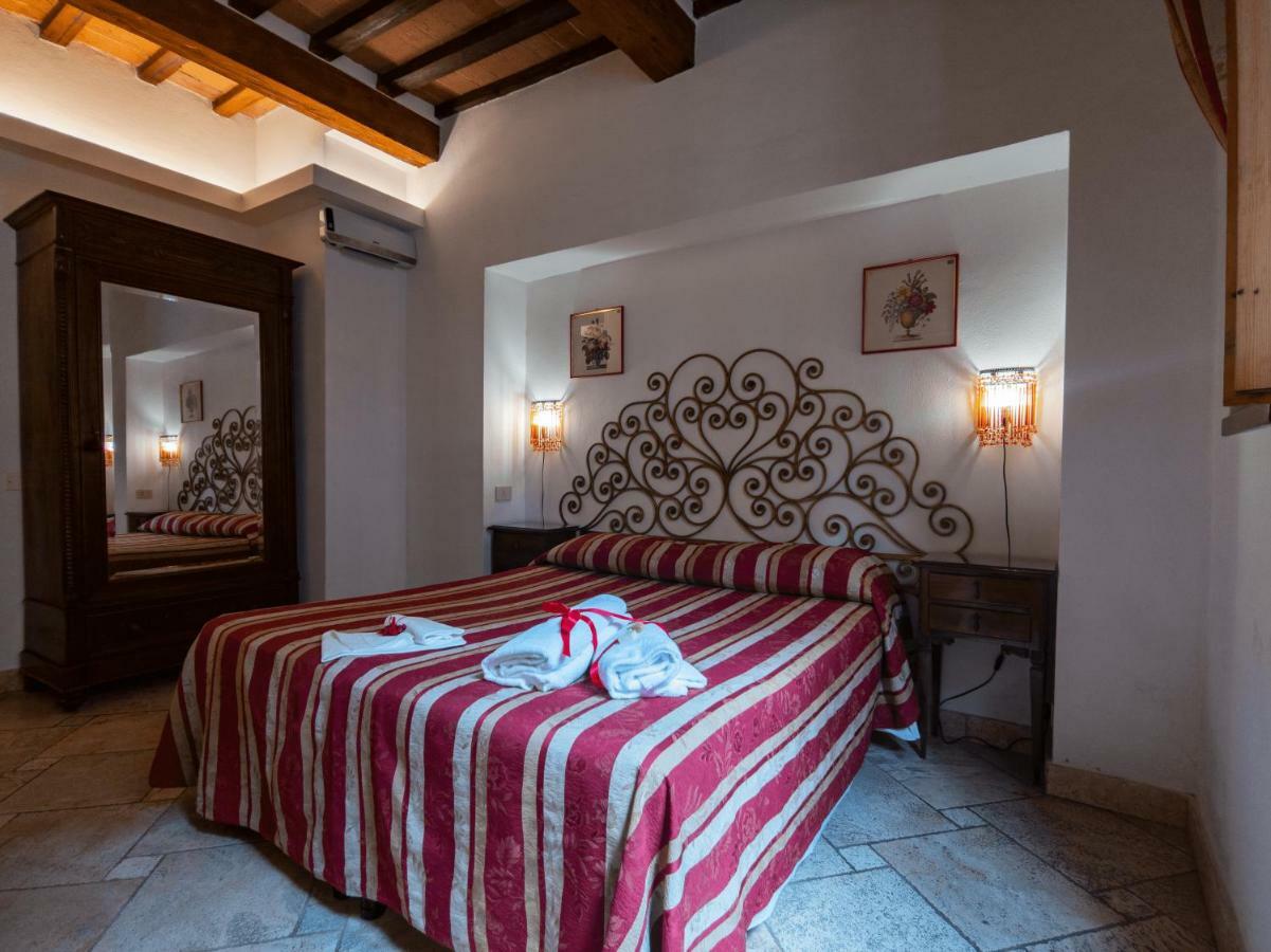 B&B Siena In Centro - Diffuso Exterior foto