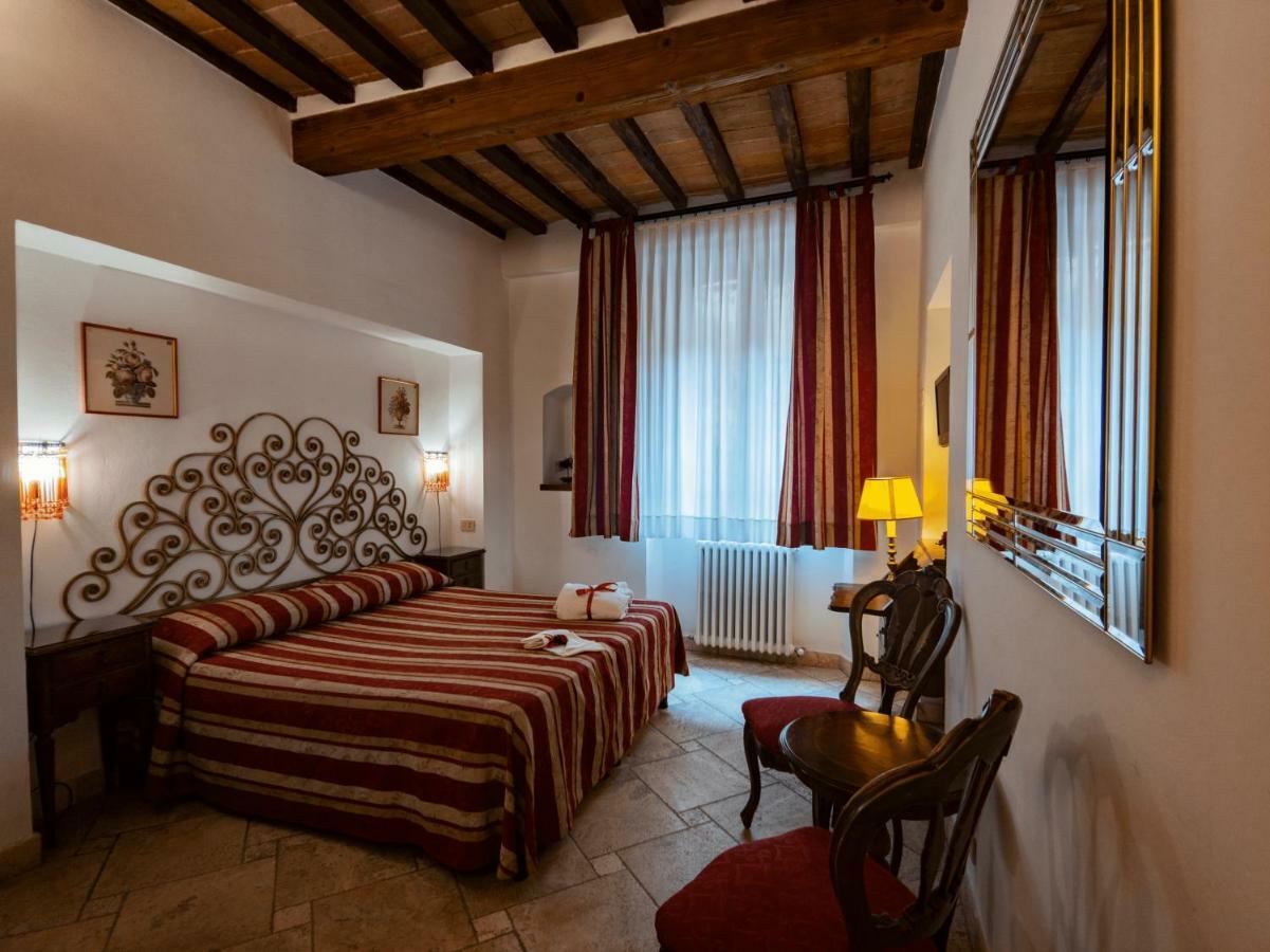 B&B Siena In Centro - Diffuso Exterior foto